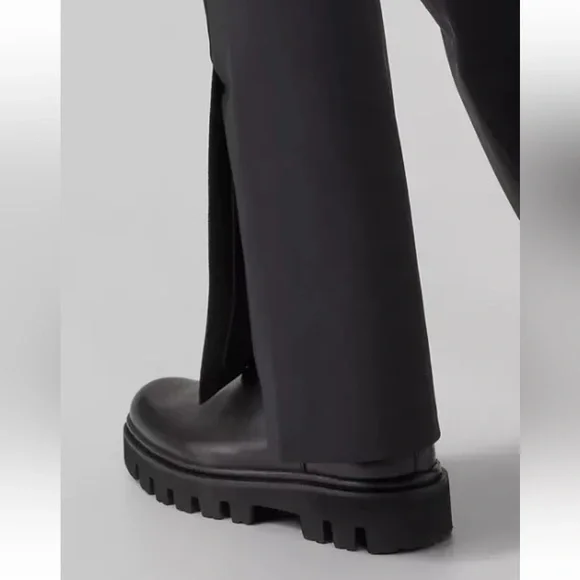 Athleta Stellar Flare Trouser Women’s Size 22 Black - Picture 3 of 11